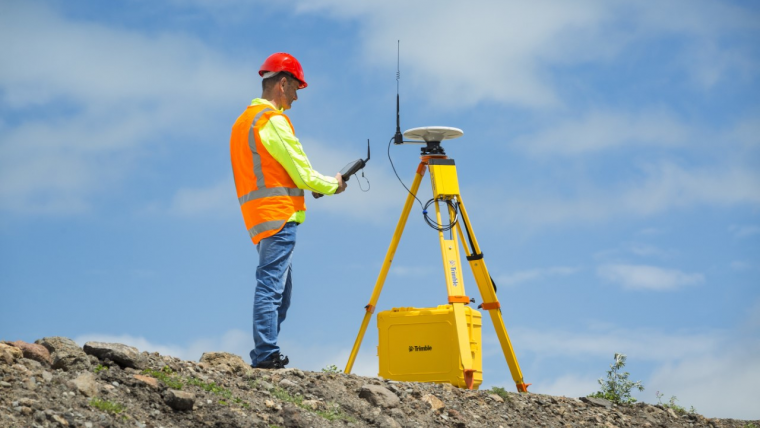Trimble Launches New GNSS Base Station